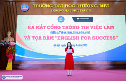 Ra mắt cổng thông tin việc làm và tọa đàm “English for success”